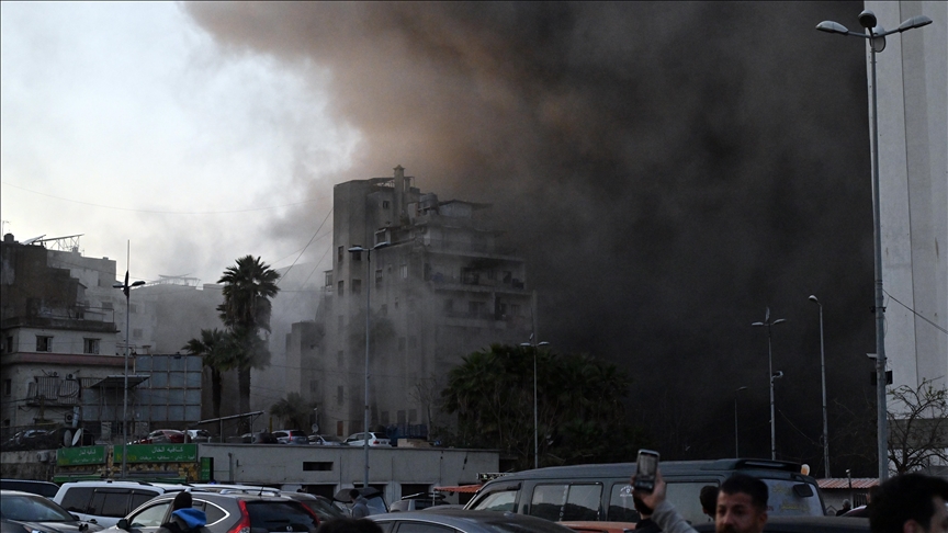 7 killed, including 2 medics, in Israeli airstrikes in southern Lebanon