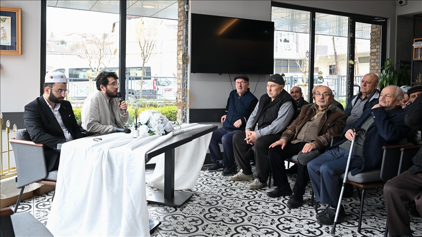 Ümraniye Belediyesinin "Aktif Yaş-Al Merkezlerinde" mukabelelerin hatim duası yapıldı