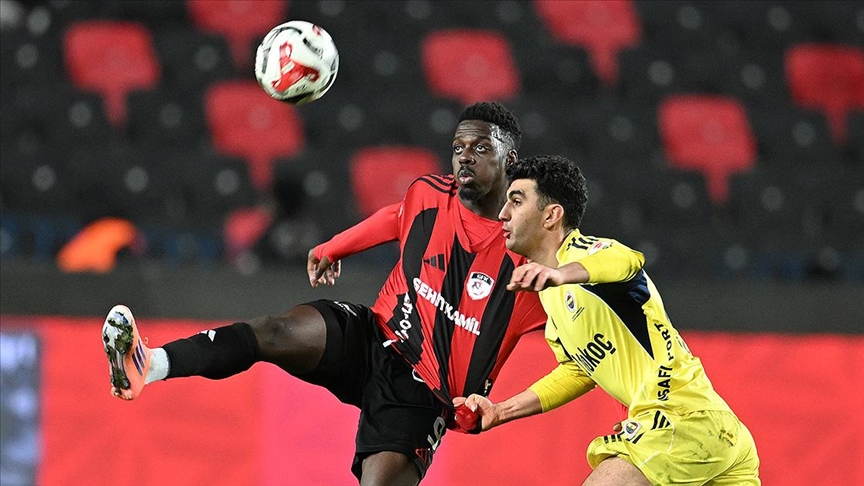 Fenerbahçe, Süper Lig'de yarın sahasında Gaziantep FK ile karşılaşacak