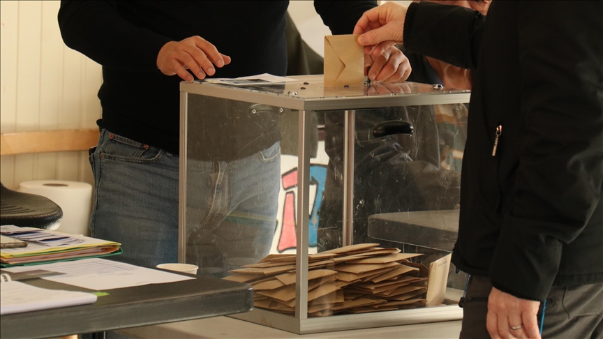 Premier tour des municipales 2026 en France : les résultats des partis et les premières tendances ville par ville