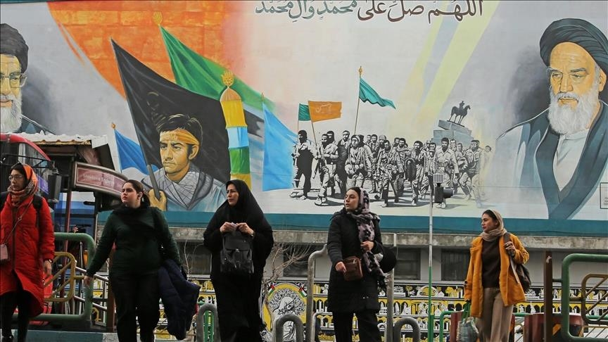 L’Iran espère une « victoire » dans la guerre avec les États‑Unis et nie rechercher un cessez‑le‑feu