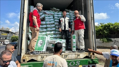 "الإغاثة التركية" توزع 5000 طرد غذائي على المحتاجين في لبنان