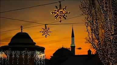 Muslimani širom svijeta obilježavaju Lejletu-l-kadr, noć početka objave Kur'ana