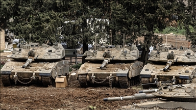 Death toll from Israeli attacks in Lebanon rises to 886