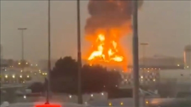 UAE tvrdi da je napad dronom izazvao požar u naftnom postrojenju u Fujairahu