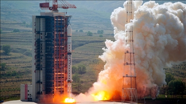 Çin, "Kuaycou 11 Y7" roketiyle 8 uydu fırlattı