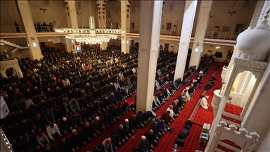 Kadir Gecesi dualarla idrak edildi