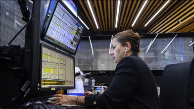 Türkiye's BIST 100 down over 1% at Monday's close