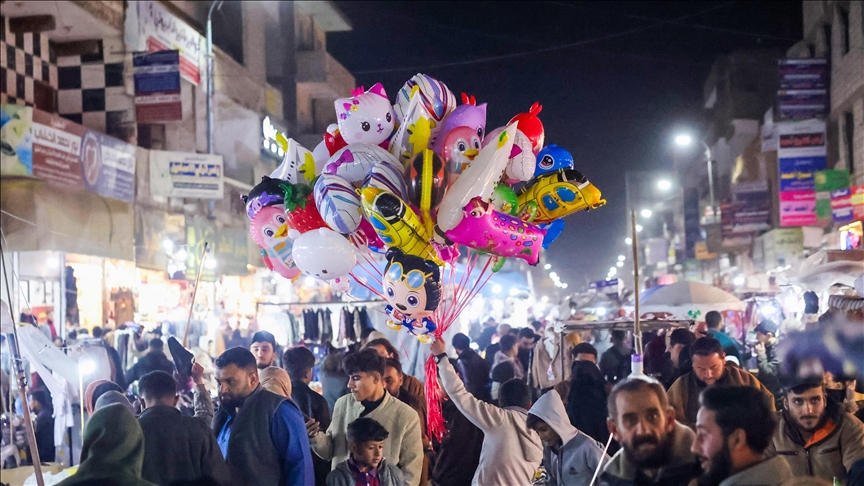 أول مرة منذ سنوات.. السوريون بالرقة يستقبلون العيد دون تهديدات