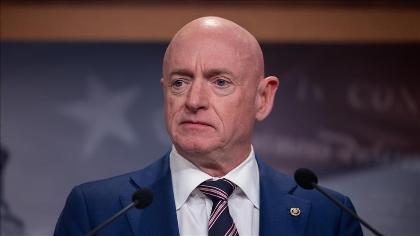 Сенатор-демократ Келли: Слова Трампа об ударе «ради забавы» доказывают «отсутствие стратегии по Ирану»  