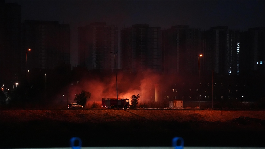 ABD'nin Bağdat Büyükelçiliği yerleşkesi çevresinde kamikaze İHA ile düzenlenen saldırı sonrası yangın çıktı