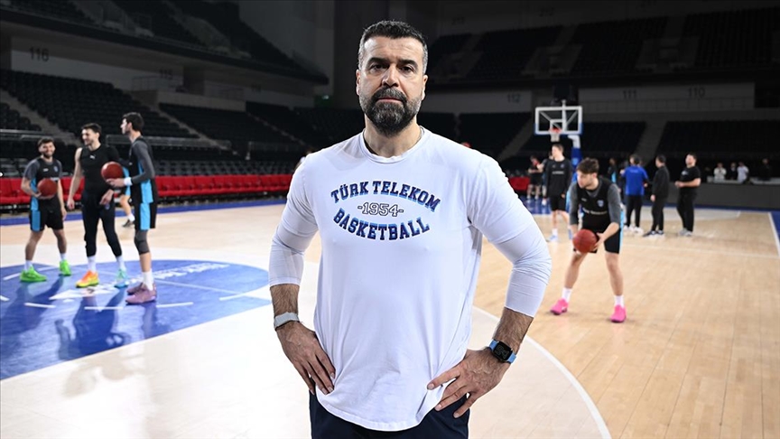 Türk Telekom Başantrenörü Erdem Can'ın odağı BKT Avrupa Kupası çeyrek finali