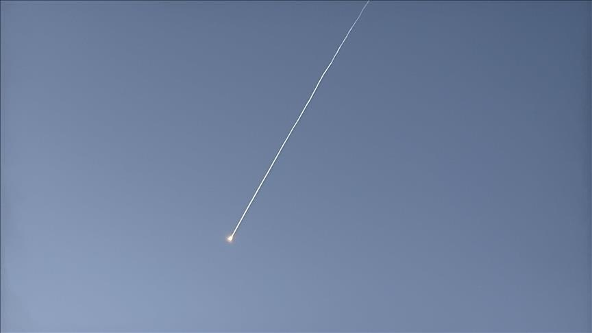 В центральной части Израиля сработали сирены после ответных ракетных пусков из Ирана