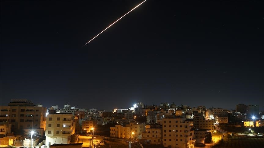 L'Iran lance une nouvelle vague de missiles en direction d'Israël