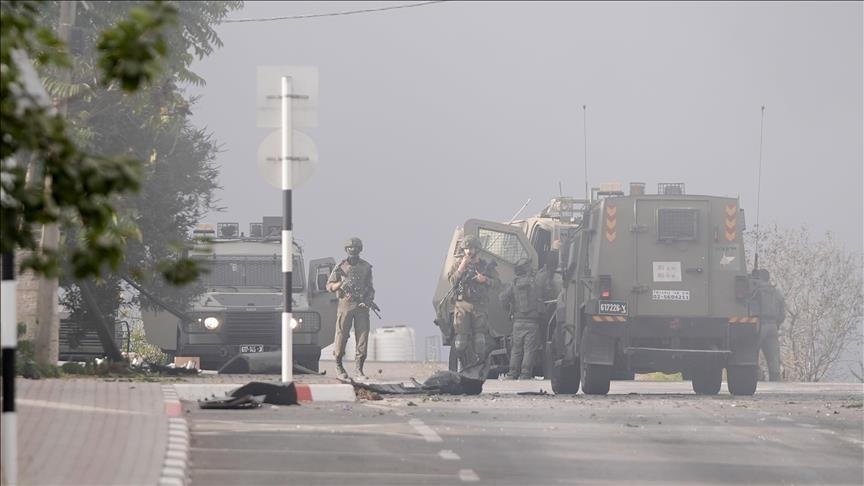 Незаконные еврейские поселенцы штурмовали гробницу Юсуфа на Западном берегу