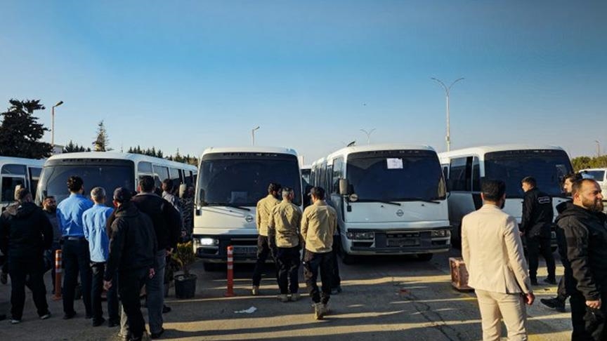 سوريا تتسلم دفعة أولى من سجنائها في لبنان بموجب اتفاقية 