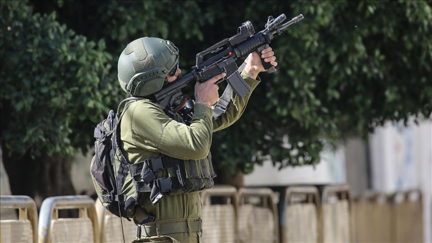 Illegal settlers injure Israeli soldier in southern West Bank