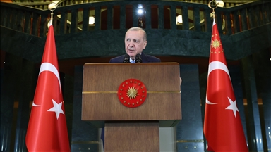 Erdogan apelon për përfundim të shpejtë të luftës “të pakuptimtë dhe të paligjshme” të SHBA-së dhe Izraelit me Iranin