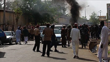 В результате серии терактов смертников в Нигерии погибли 23 человека