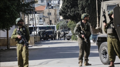 الضفة.. مستوطنون إسرائيليون يقتحمون قبر يوسف في نابلس