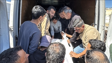 غزة.. إسرائيل تقتل 3 فلسطينيين بينهم طفل بقصف مركبة مدنية