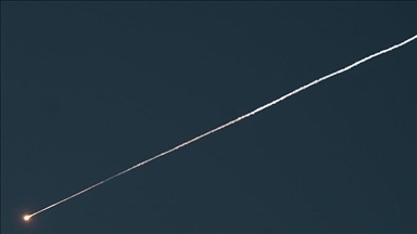 "حزب الله" يرد بـ40 صاروخا والإنذارات تدوي شمالي إسرائيل