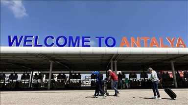 Antalya Havalimanı 2 ayda yaklaşık 2 milyon yolcuya hizmet verdi
