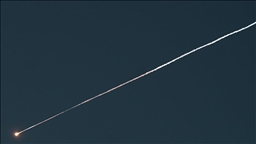 "حزب الله" يرد بـ40 صاروخا و5 مسيّرات والإنذارات تدوي بأرجاء إسرائيل 