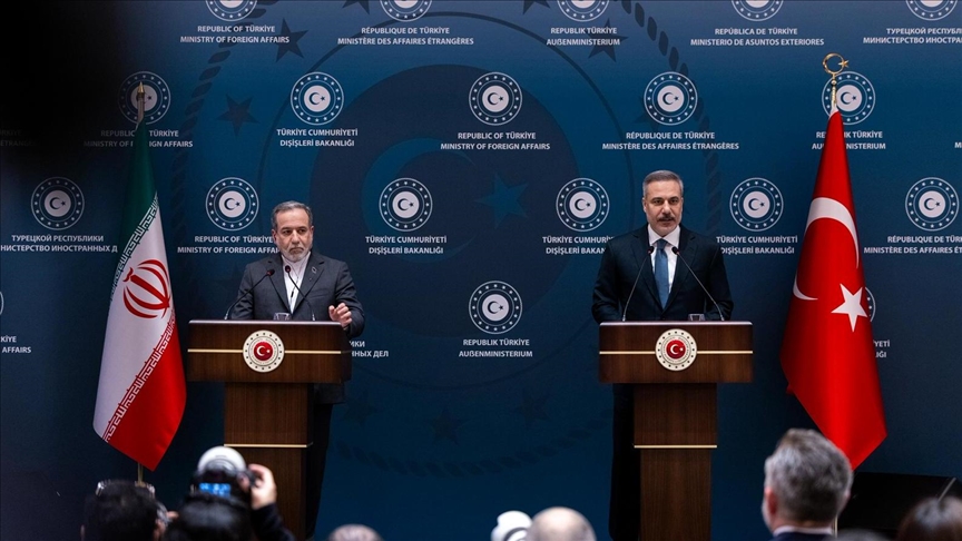 Turkish foreign minister, Iranian counterpart discuss course of ongoing war