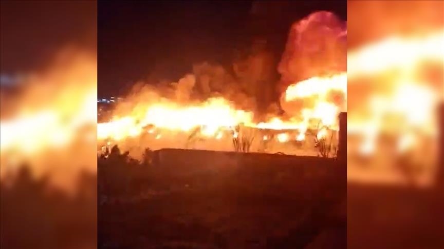 В районе аэропорта Эрбиля прогремели три мощных взрыва