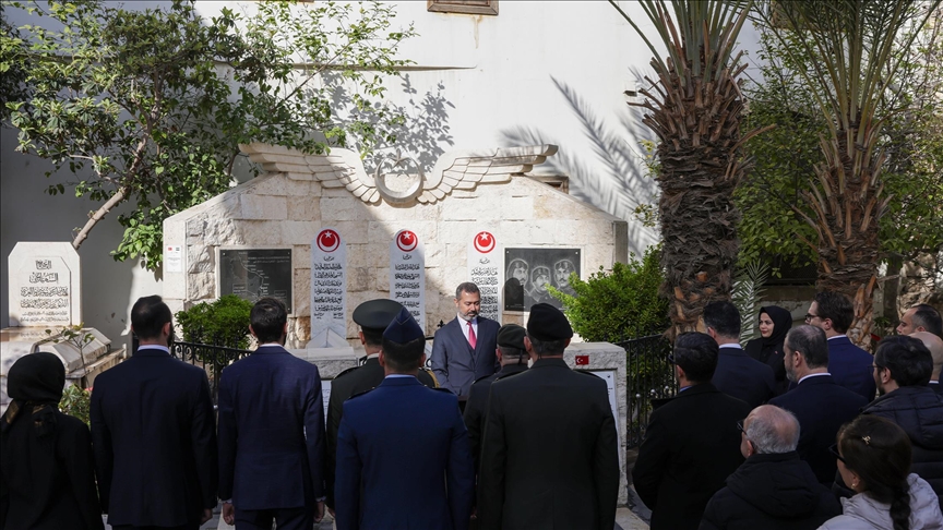 دمشق.. السفارة التركية تحيي ذكرى انتصارات تشاناق قلعة