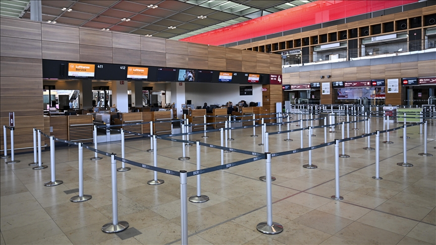 Поради штрајк на аеродромот Берлин-Бранденбург заглавени 57.000 патници