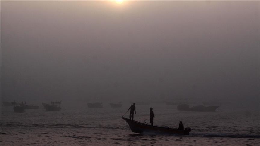 Китай вытеснил японское рыболовное судно из спорной зоны в Восточно-Китайском море