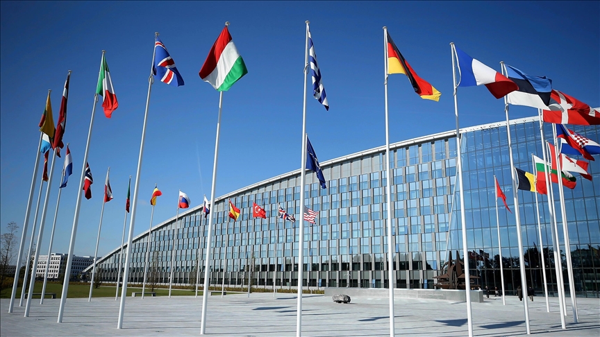 Trump vuelve a cargar contra los países miembros de la OTAN acusándolos de no ayudarle en su guerra contra Irán