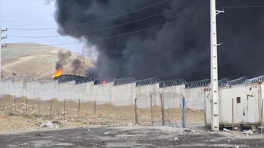 İran basını: Güney Pars ve Aseluyeh'deki petrol tesisleri ABD-İsrail saldırılarında hedef alındı