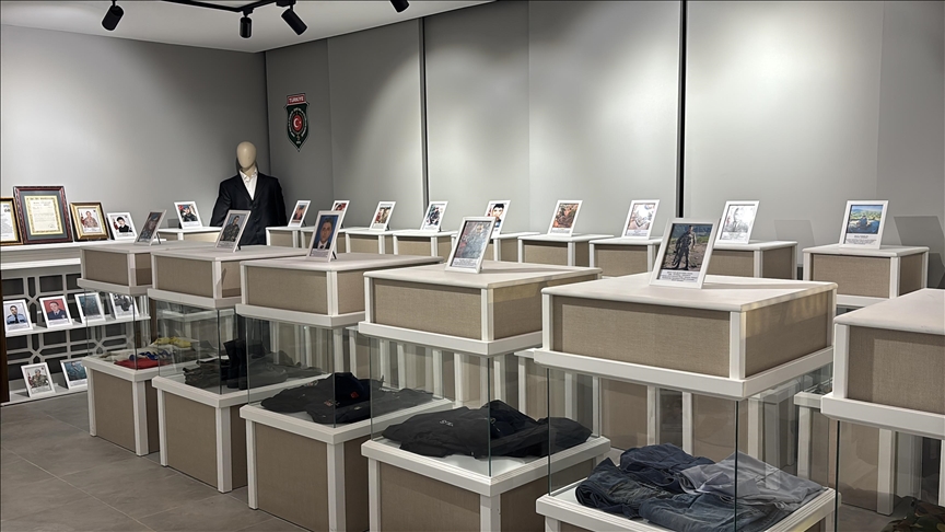 Şehitlerin eşyaları ve kıyafetlerinin sergilendiği Kastamonu Şehitler Müzesi açıldı