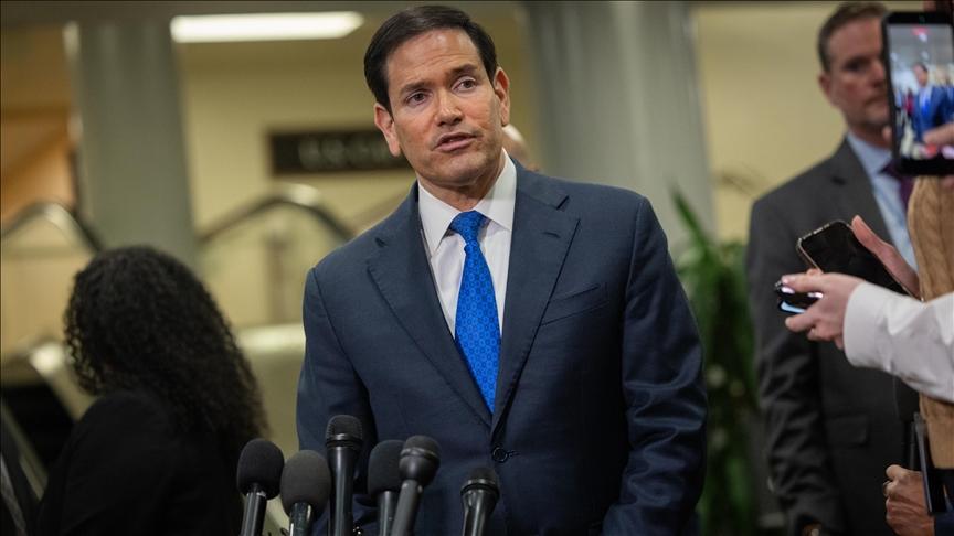 US secretary of state speaks with UAE foreign minister amid Iran's attacks