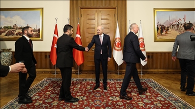 TBMM Başkanı Kurtulmuş, Meclis personeliyle bayramlaştı
