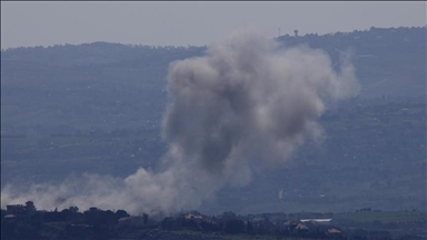 لبنان.. إسرائيل تقصف بجوار جسر لعزل جنوب نهر الليطاني عن شماله