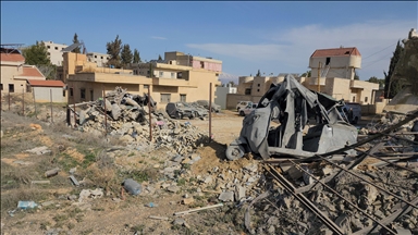 Israel warns residents in southern Lebanon of imminent strikes on Litani River bridges