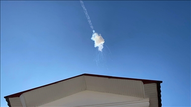 سەرەڕای زیاتر لە ٣٠٠ هێرشی دڕۆنی بەردەوام بۆسەر شارەکە بەڵام هێشتا بازاڕەکانی هەولێر زیندوون