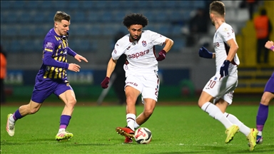 قدم.. طرابزون سبور يتقاسم وصافة الدوري التركي مع فنربهتشه