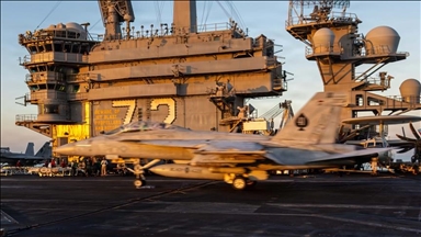 Grupi goditës i aeroplanmbajtëses amerikane vazhdon operacionin kundër Iranit në Detin e Kuq