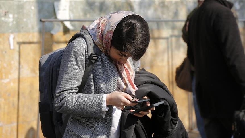 Interneti në Iran rikthehet përkohësisht pas ndërprerjes 444 orëshe  pastaj ndërpritet sërish