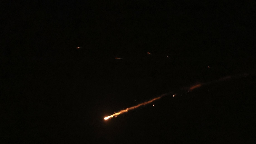 1 killed, 5 injured as Iranian missile strikes central Israel