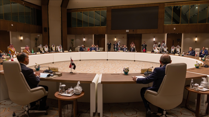 Arab, Islamic foreign ministers call on Iran to halt attacks after consultative meeting in Riyadh