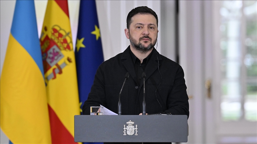 Ucrania firma 3 acuerdos con el grupo español de ingeniería aeroespacial y defensa Sener durante su visita a España