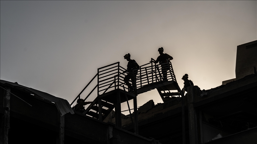 إسرائيل.. أضرار بمصافي النفط وانقطاع للكهرباء بحيفا إثر صواريخ إيران