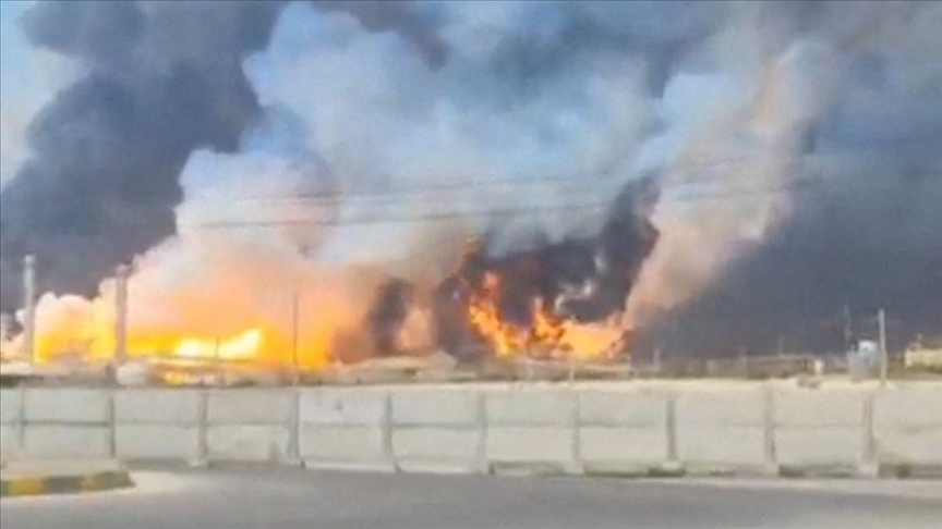 آتش‌سوزی در پالایشگاه «مینا عبدالله» کویت در پی حمله پهپادی