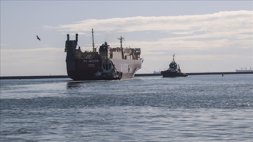 Dutch-flagged ship suspected of carrying weapons to Israel goes dark